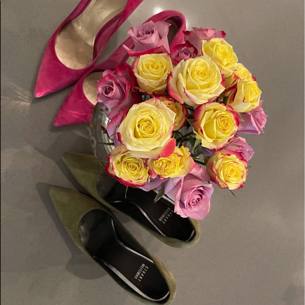 2 Stuart Weitzman Nouveau Pumps Size 9. Priced as 2-pair set.